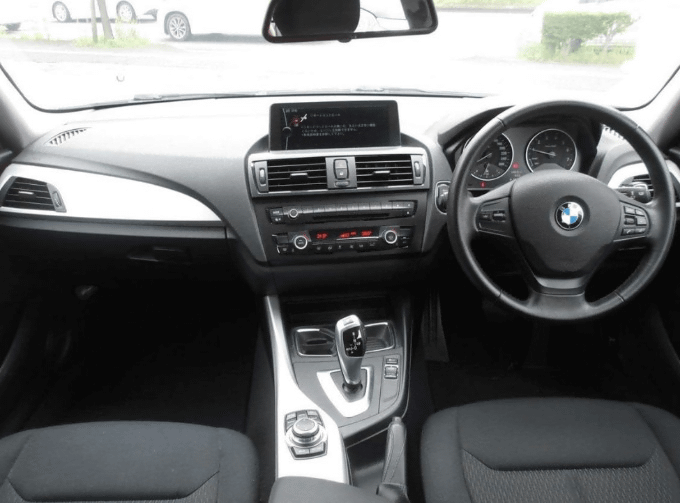 H24 BMW1シリーズの入荷情報です！！02