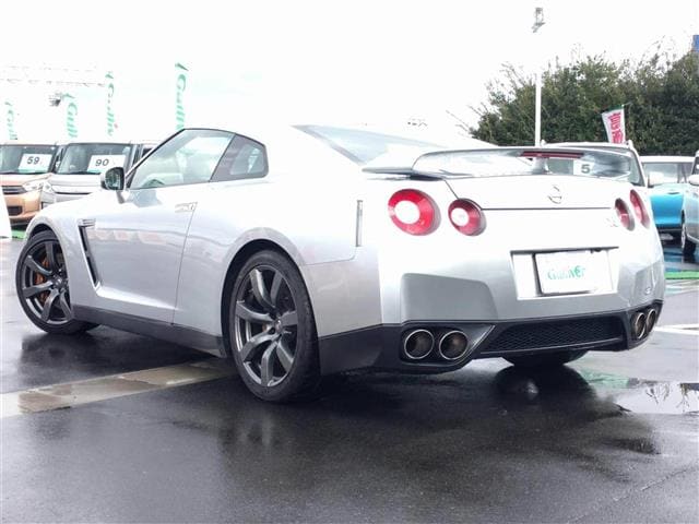 H20 日産 ＧＴ－Ｒ プレミアムエディション 入荷しました！03