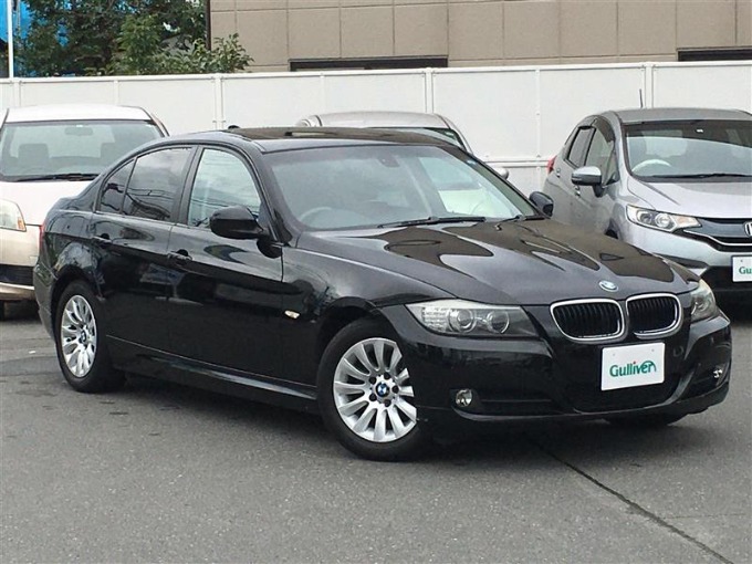 ★☆新着車両のお知らせ★☆【H26BMW320i】01