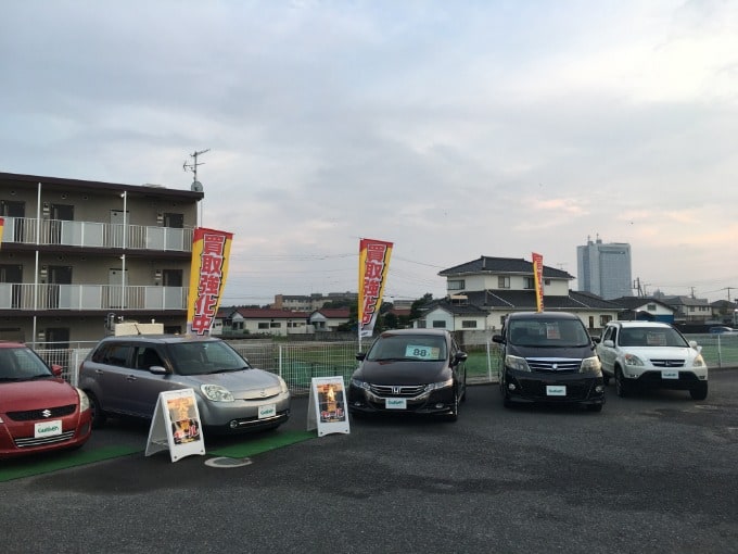 オススメ車両入荷！展示場並び替えました♪04