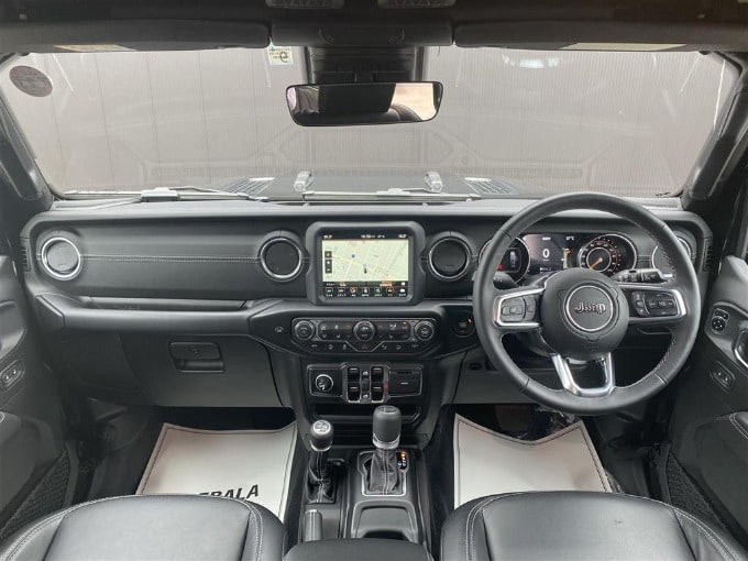 '19 ジープ ラングラー アンリミテッド サハラ入荷しました！！02