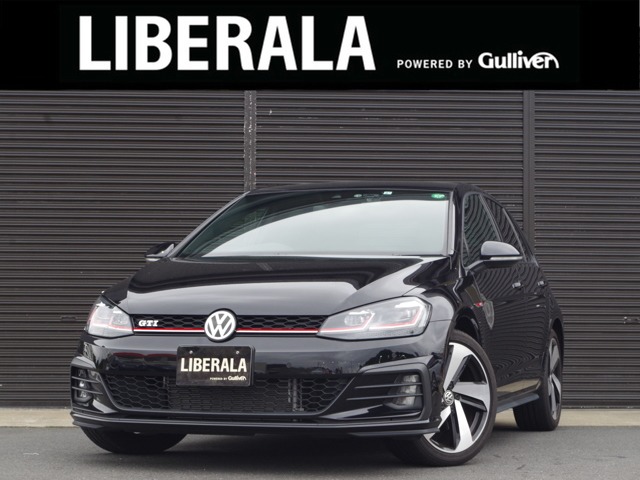 2019年式　ゴルフ　GTi　ディープブラックパールエフェクト01