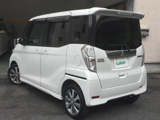 中古車入荷情報　H27 三菱 ｅＫスペース  ガリバー 第二京浜鶴見店03