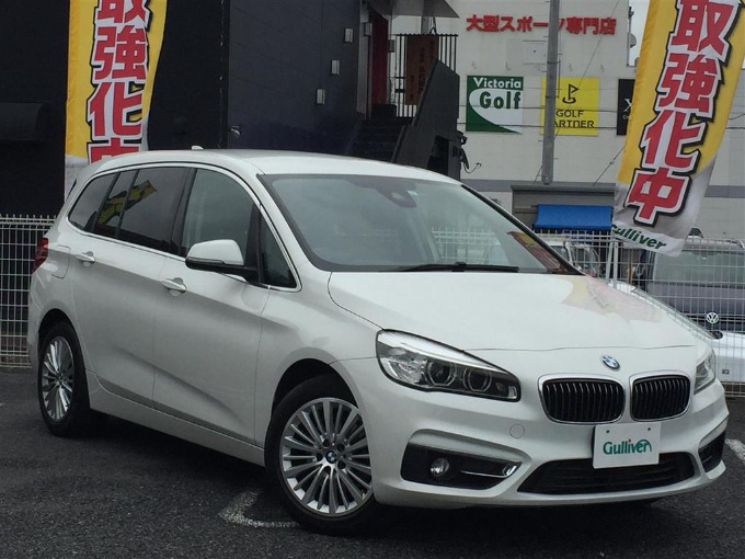 15 ＢＭＷ ２１８ｄ グランツアラー ラグジュアリー入庫致しました！！01