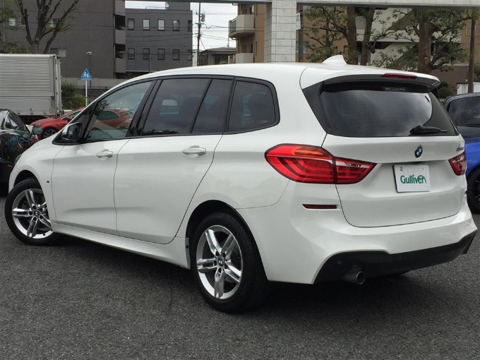 '17 ＢＭＷ ２１８ｄ グランツアラー Ｍスポーツ（ディーラー車）　32千キロ　249.8万円　10/28現在展示中02