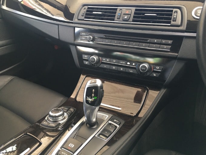 【入荷情報】 '11 ＢＭＷ ５２３ｉ （ディーラー車）05