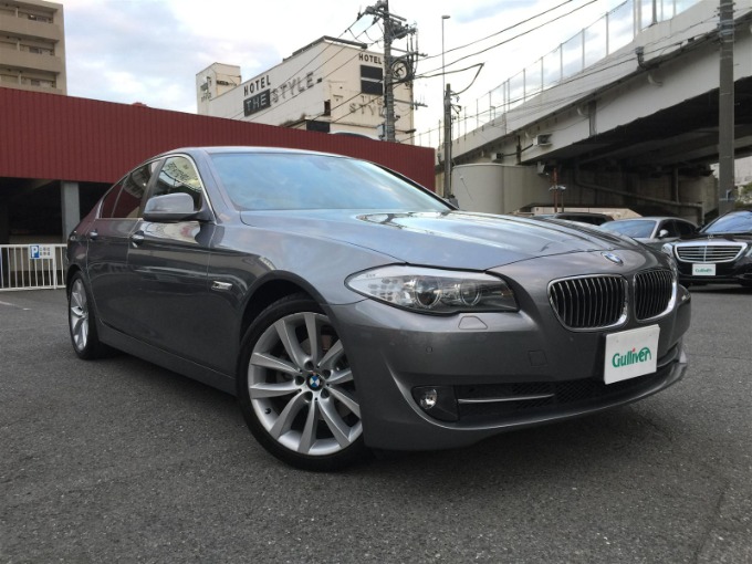 ☆最新入庫情報☆　BMW 523i01