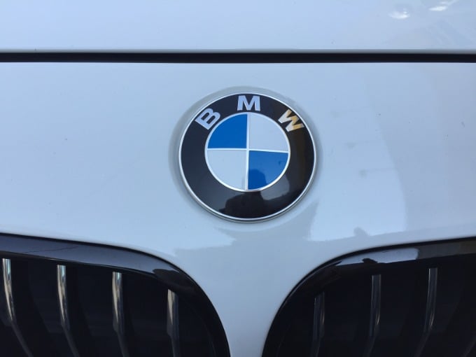 BMW01