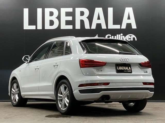 Audi Q3　2.0 TFSI クワトロ 180PS　入荷のお知らせ02