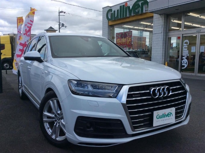 【他店入荷情報】'16 アウディ Ｑ７ 2.0TFSI（ディーラー車）01