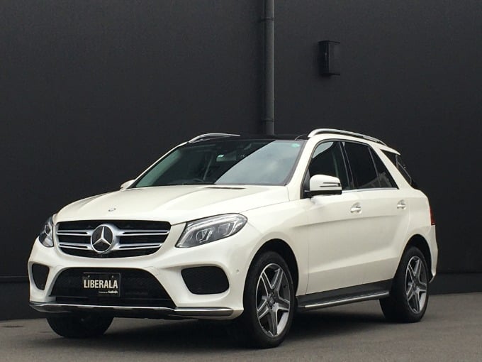 高年式 低走行！ ベンツ GLE 350d 入荷！01