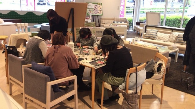 チョークアート教室をスナップハウス東川口店内で開催しました02