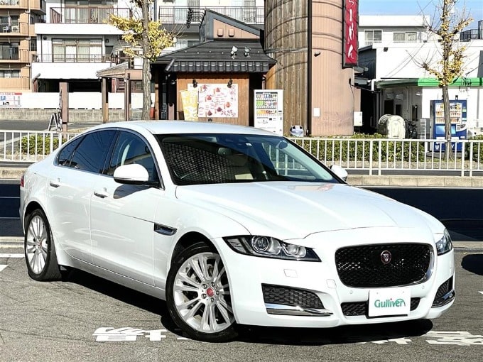 【他店入荷情報】 '16 ジャガー ＸＦ プレステージ（ディーラー車）01