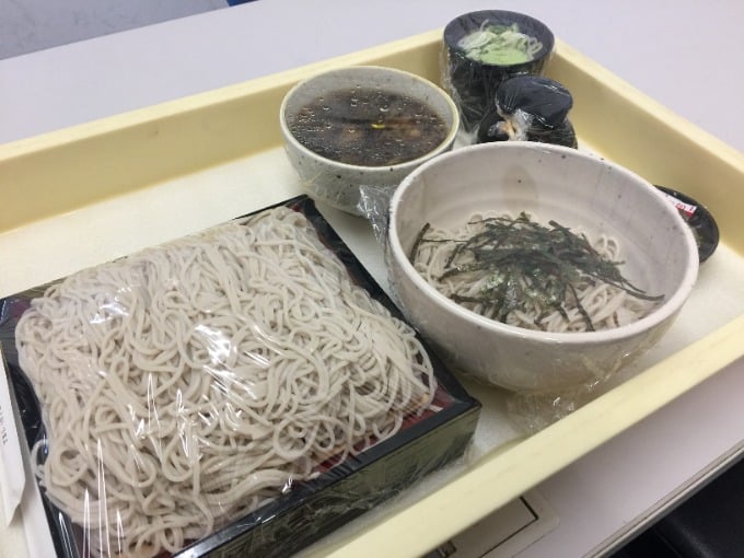 深刻なお昼ご飯問題01