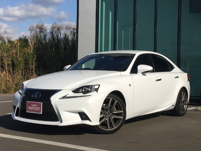 初売りに向けた一台です！！【LEXUS/IS 300h F sport】01