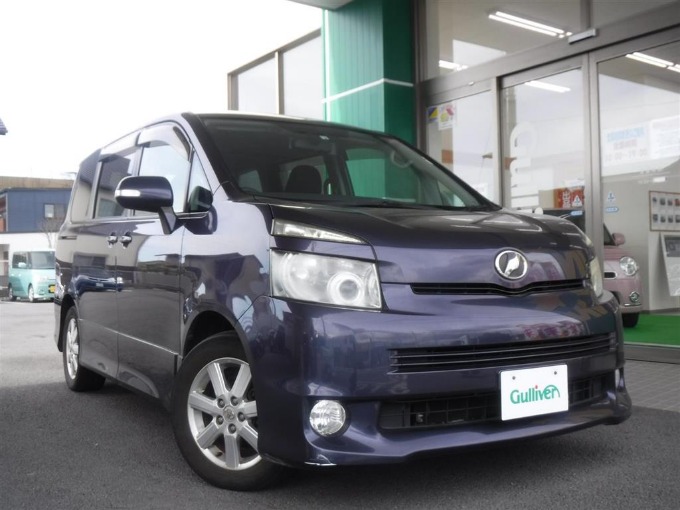 ♪中古車入庫情報♪☆ H22 トヨタ ヴォクシー Ｚ☆（沼津学園通り店在庫）01