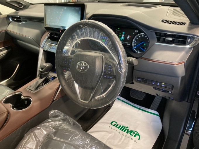 新年の目玉車両を一足先にご紹介【アウトランダーPHEV】02