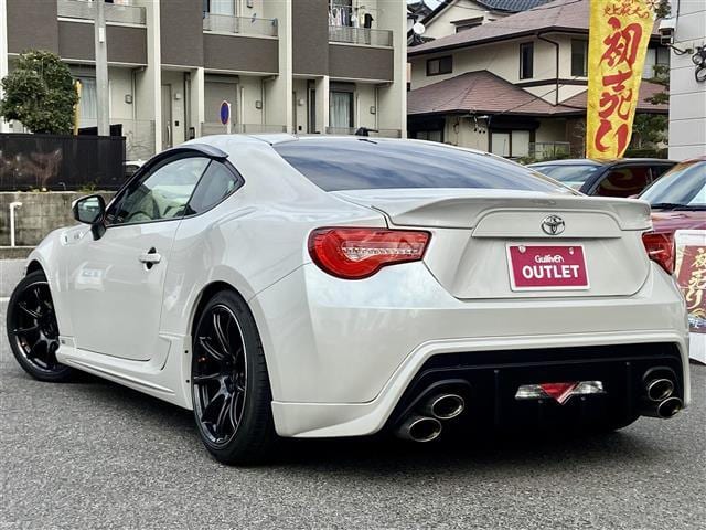 オススメ車両のご紹介！　【H25　86　GT】02