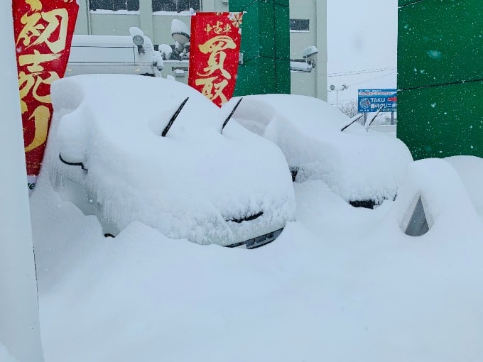 秋田市で久しぶりの大雪01