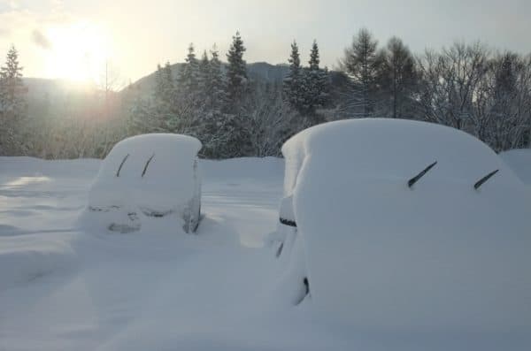 雪の日にワイパーを上げる理由 車買取販売ならガリバーアウトレット431号米子店のスタッフのつぶやき 中古車のガリバー