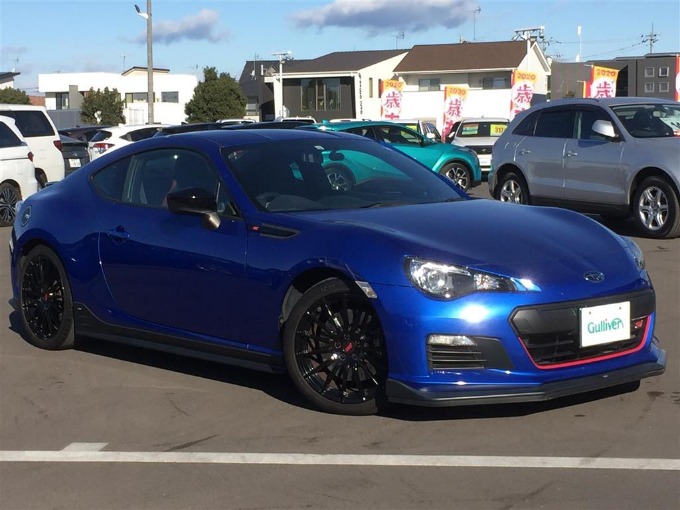 最新☆入荷車両　　H27　BRZ　tS01