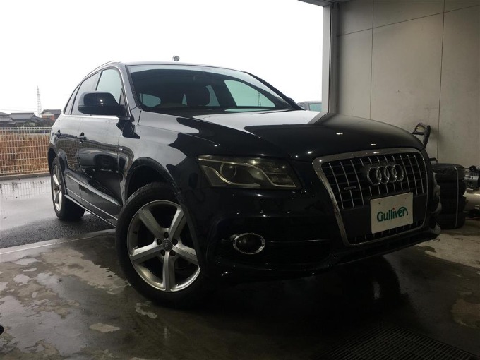 アウディ　Q5入庫致しました！01
