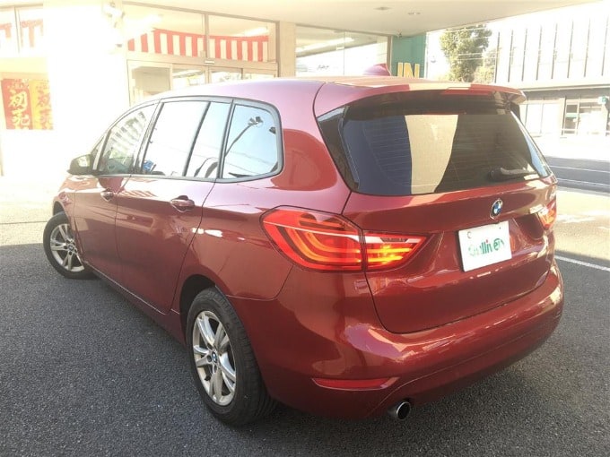 中古車入荷情報　'15 ＢＭＷ ２１８ｉ グランツアラー（ディーラー車）　ガリバー 第二京浜鶴見店03