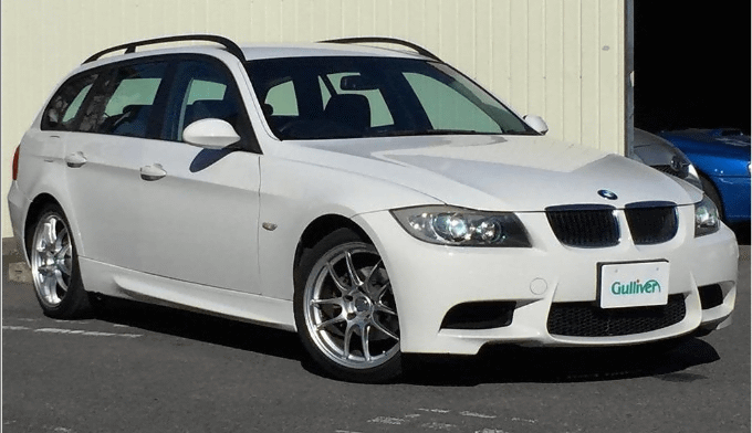 ＢＭＷ ３２０ｉ ツーリング入荷しました！01