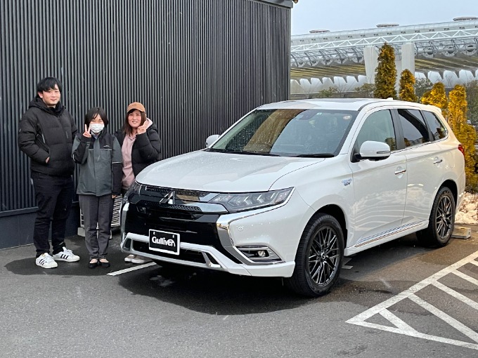 ガリバー安積店 アウトランダーphev ご納車させていただきました G ガリバー安積店 お客様事例 購入 納車