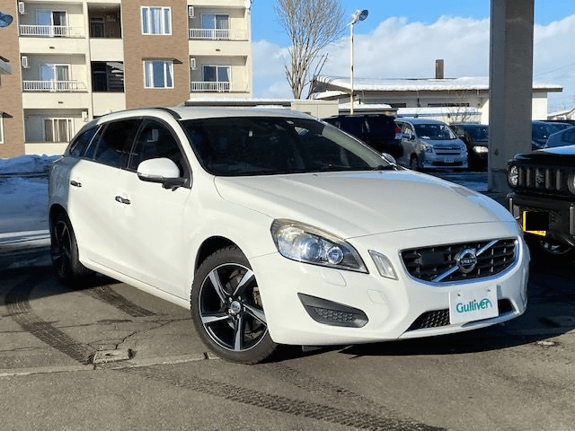 ボルボ V60ドライブe 入庫致しました！！【ガリバー/販売/買取/北海道/中古車/輸入車】01