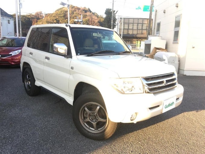 中古車入荷情報　　H17 三菱 パジェロ イオ 　　ガリバー 釜利谷店01