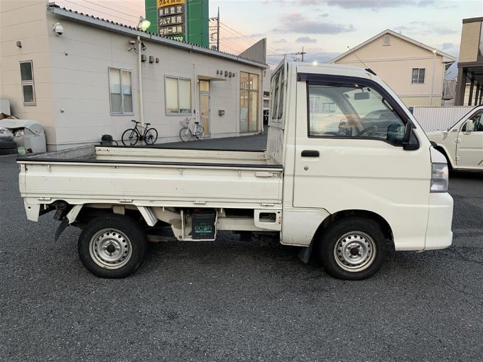 中古車入荷情報　H18 ダイハツ ハイゼット トラック　ガリバー 釜利谷店02