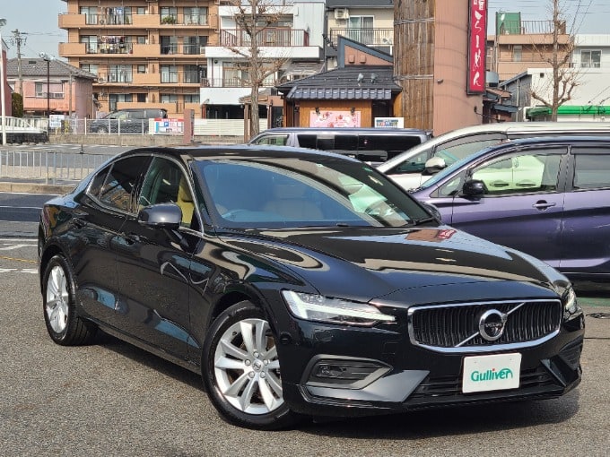 '19 ボルボ Ｓ60入荷しました！！01