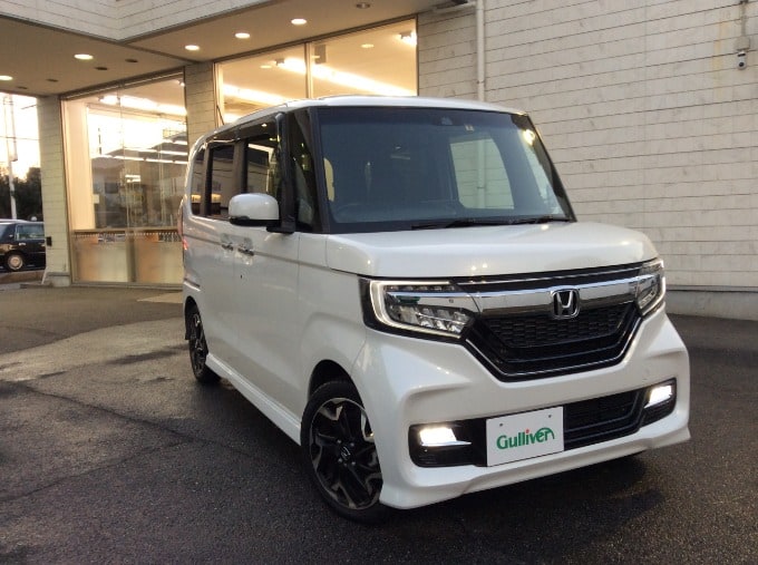 スタッフおすすめ車種の紹介 N-BOXカスタム01