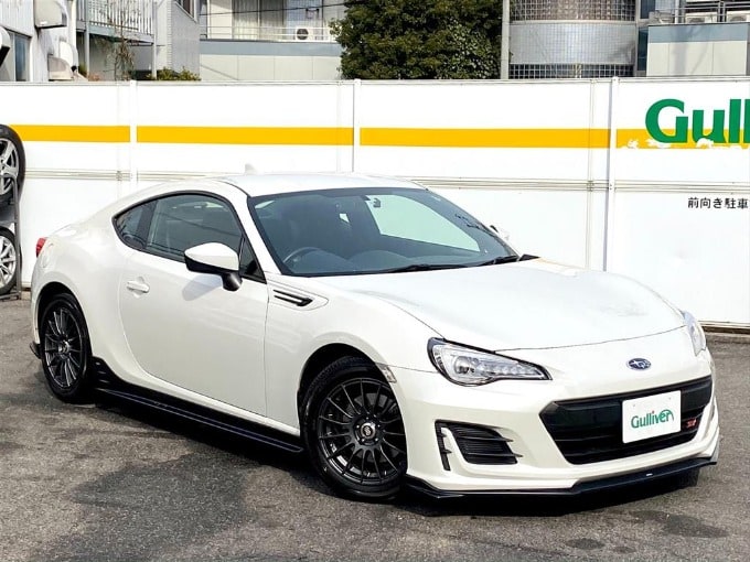 H28 スバル ＢＲＺ R カスタマイズパッケージ入庫しました！！01