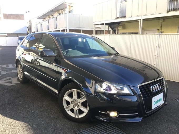 中古車入荷情報　'11 アウディ Ａ３ スポーツバック １．４ ＴＦＳＩ（ディーラー車）　ガリバー 釜利谷店01