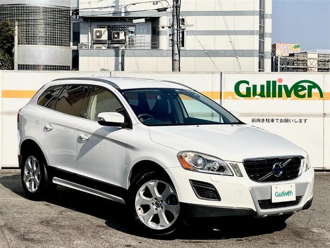  '11 ボルボ ＸＣ６０ Ｔ５ ＬＥ入庫しました！！01