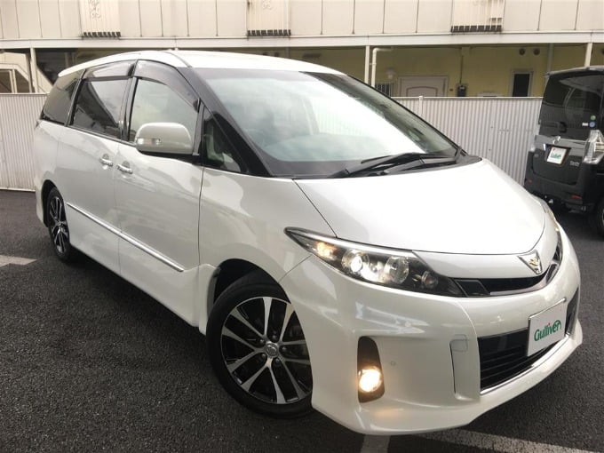 中古車入荷情報　H25 トヨタ エスティマ アエラス 　　　ガリバー 釜利谷店01