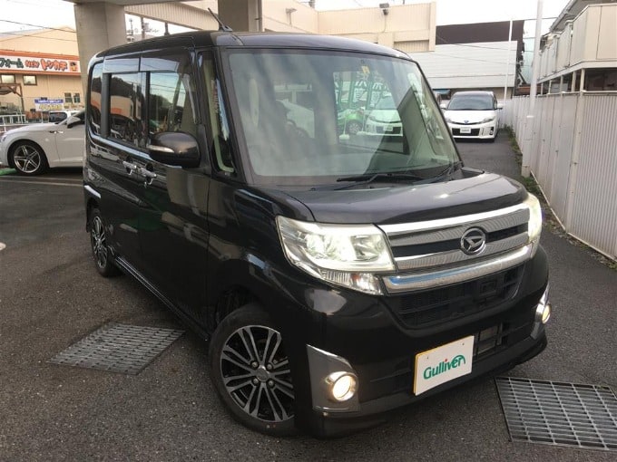 中古車入荷情報　　H26 ダイハツ タント カスタム　　ガリバー 釜利谷店01