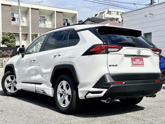 豊田市　中古車販売　最新オススメ車両のご紹介！【R02 トヨタ ＲＡＶ４ Ｘ】04