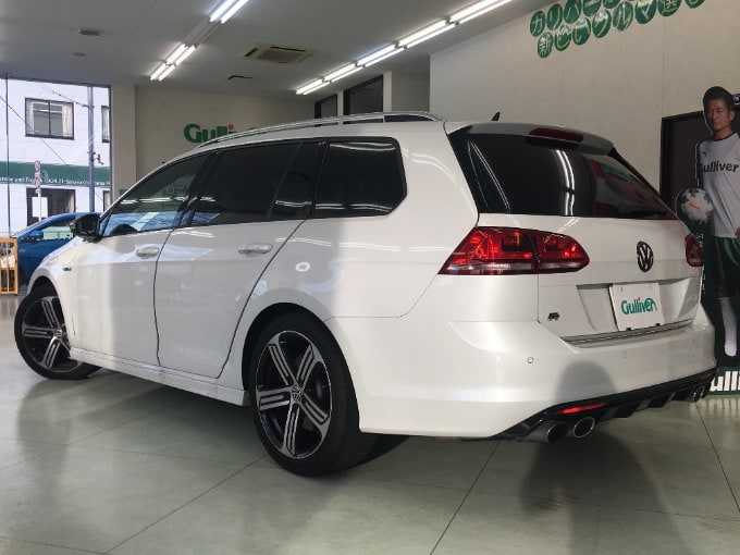 【入庫情報】【輸入車】VW　ゴルフRヴァリアント入庫しております！！！02