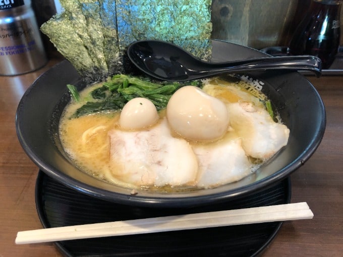 美味しいラーメン屋教えてください！！！02