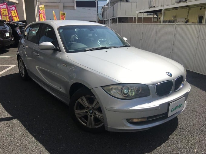 中古車入荷情報　　'08 ＢＭＷ １２０ｉ 　　　ガリバー釜利谷店01