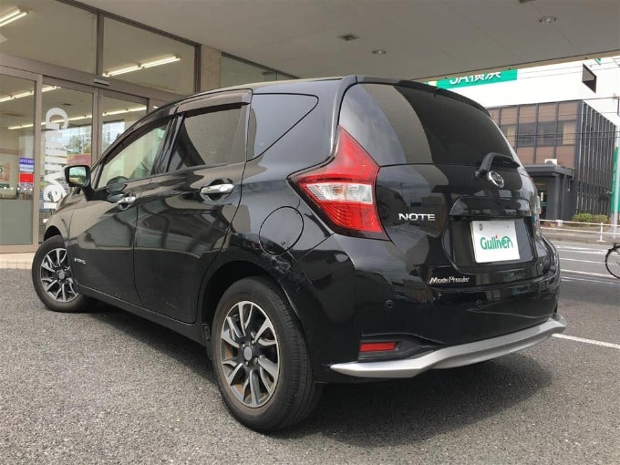 中古車入荷情報　　　H29 日産 ノート ｅ－パワー 　　ガリバー 釜利谷店02