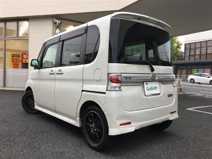 中古車入荷情報　　H23 ダイハツ タント 　　　ガリバー 釜利谷店　04