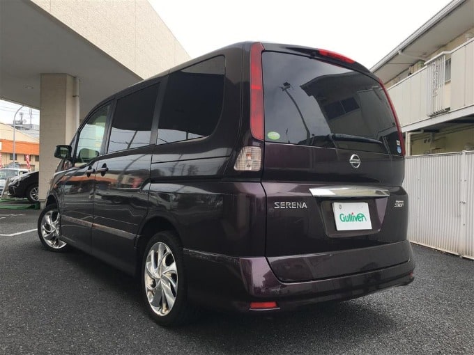 中古車入荷情報　　H18 日産 セレナ　　　　ガリバー釜利谷店　03