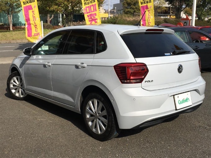 中古車入荷情報！！！　　'18 ＶＷ ポロ 　　ガリバー港北中央店03