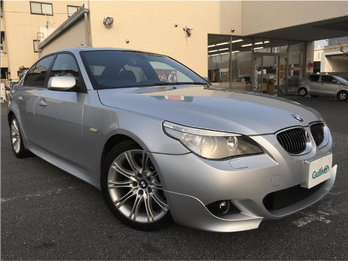 ☆☆☆BMW530i Mスポーツ入荷☆☆☆01