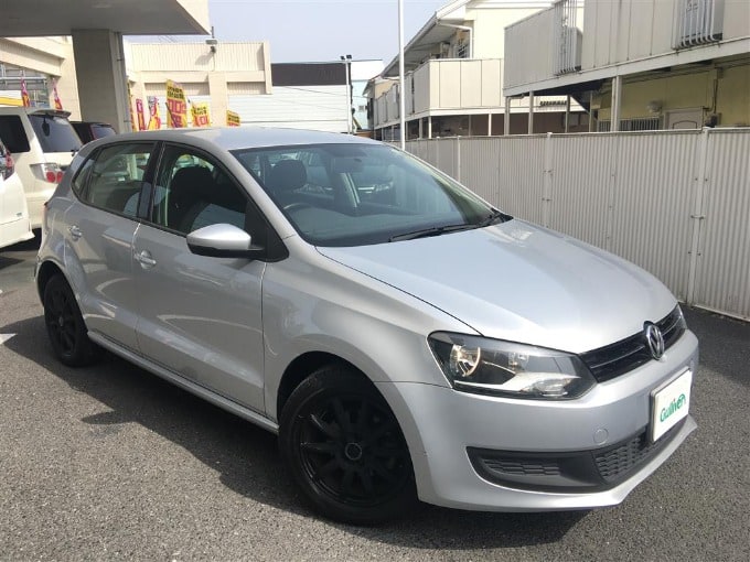 中古車入荷情報　　'13 ＶＷ ポロ （ディーラー車）　　　ガリバー 釜利谷店01