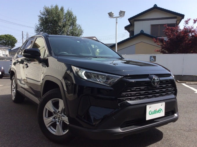 ☆入荷情報☆高年式＆低走行「ＲＡＶ４」01